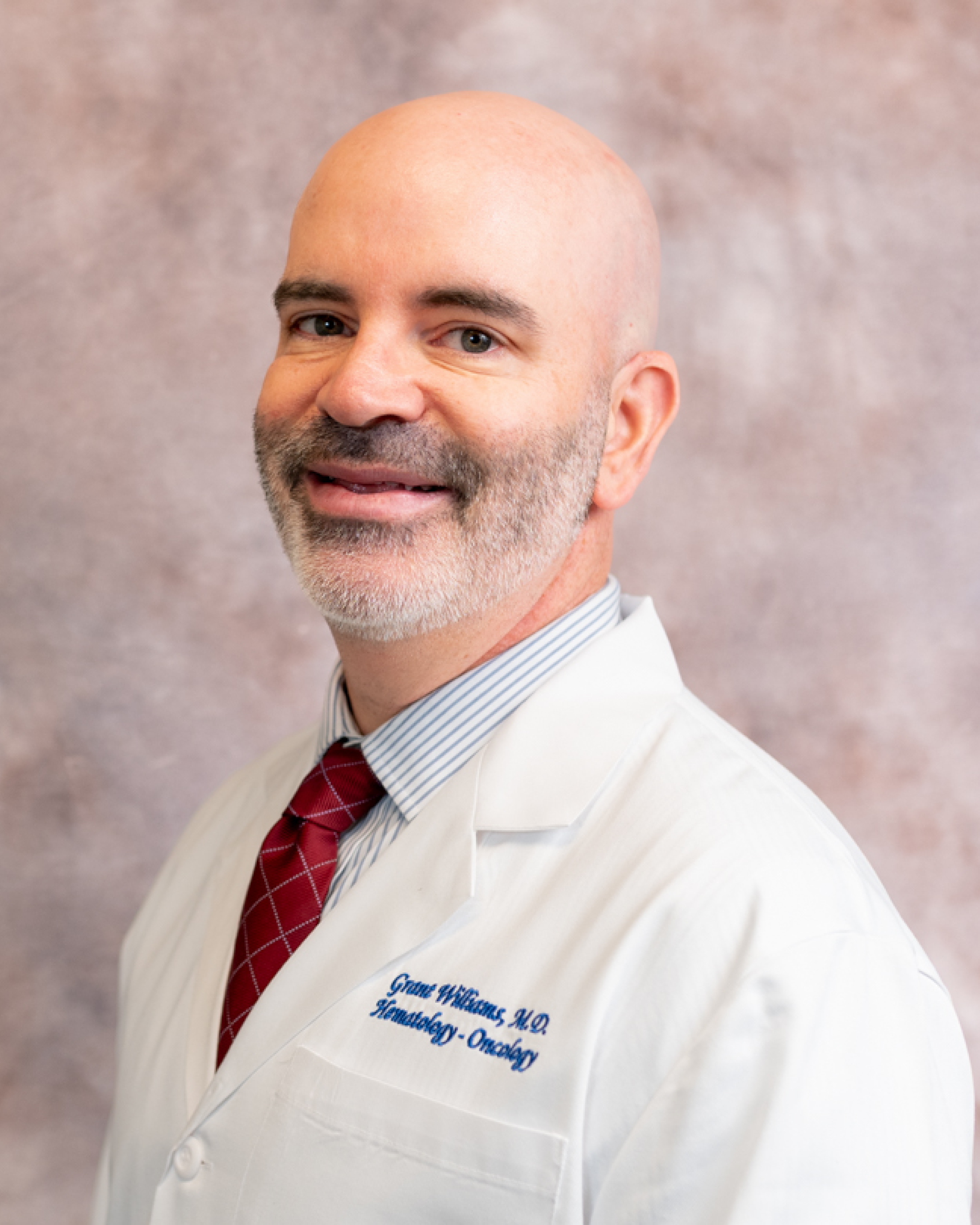 Grant R Williams Photo